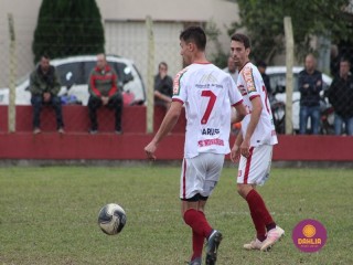 
<a style='margin-left: 5px;' class='btn btn-xs btn-social btn-facebook' href='https://www.facebook.com/sharer/sharer.php?u=https://boladovale.com.br/imgs/800-800-90/conteudo/fotos/1614/img0822.jpg' rel='popup' data-width='500' data-height='400'><i class='fa fa-facebook'></i>Compartilhar <span class='hidden-xs'>no Facebook</span>
</a> 
<a class='btn btn-default btn-xs' target='_blank' href='imgs/800-800-90/conteudo/fotos/1614/img0822.jpg'>
<span class='glyphicon glyphicon-cloud-download'></span> Salvar
</a> 
<span></span>