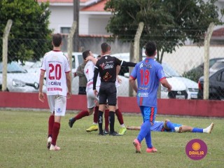 
<a style='margin-left: 5px;' class='btn btn-xs btn-social btn-facebook' href='https://www.facebook.com/sharer/sharer.php?u=https://boladovale.com.br/imgs/800-800-90/conteudo/fotos/1614/img0833.jpg' rel='popup' data-width='500' data-height='400'><i class='fa fa-facebook'></i>Compartilhar <span class='hidden-xs'>no Facebook</span>
</a> 
<a class='btn btn-default btn-xs' target='_blank' href='imgs/800-800-90/conteudo/fotos/1614/img0833.jpg'>
<span class='glyphicon glyphicon-cloud-download'></span> Salvar
</a> 
<span></span>