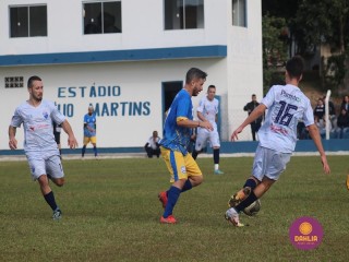 
<a style='margin-left: 5px;' class='btn btn-xs btn-social btn-facebook' href='https://www.facebook.com/sharer/sharer.php?u=https://boladovale.com.br/imgs/800-800-90/conteudo/fotos/1616/img1582.jpg' rel='popup' data-width='500' data-height='400'><i class='fa fa-facebook'></i>Compartilhar <span class='hidden-xs'>no Facebook</span>
</a> 
<a class='btn btn-default btn-xs' target='_blank' href='imgs/800-800-90/conteudo/fotos/1616/img1582.jpg'>
<span class='glyphicon glyphicon-cloud-download'></span> Salvar
</a> 
<span></span>