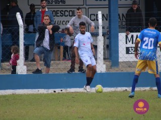 
<a style='margin-left: 5px;' class='btn btn-xs btn-social btn-facebook' href='https://www.facebook.com/sharer/sharer.php?u=https://boladovale.com.br/imgs/800-800-90/conteudo/fotos/1616/img1615.jpg' rel='popup' data-width='500' data-height='400'><i class='fa fa-facebook'></i>Compartilhar <span class='hidden-xs'>no Facebook</span>
</a> 
<a class='btn btn-default btn-xs' target='_blank' href='imgs/800-800-90/conteudo/fotos/1616/img1615.jpg'>
<span class='glyphicon glyphicon-cloud-download'></span> Salvar
</a> 
<span></span>