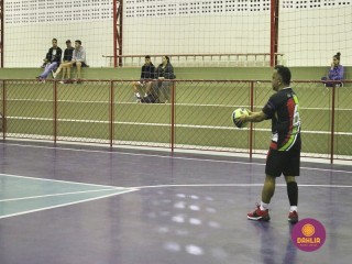 
<a style='margin-left: 5px;' class='btn btn-xs btn-social btn-facebook' href='https://www.facebook.com/sharer/sharer.php?u=https://boladovale.com.br/imgs/800-800-90/conteudo/fotos/1617/img1905.jpg' rel='popup' data-width='500' data-height='400'><i class='fa fa-facebook'></i>Compartilhar <span class='hidden-xs'>no Facebook</span>
</a> 
<a class='btn btn-default btn-xs' target='_blank' href='imgs/800-800-90/conteudo/fotos/1617/img1905.jpg'>
<span class='glyphicon glyphicon-cloud-download'></span> Salvar
</a> 
<span></span>