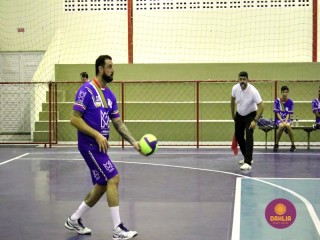 
<a style='margin-left: 5px;' class='btn btn-xs btn-social btn-facebook' href='https://www.facebook.com/sharer/sharer.php?u=https://boladovale.com.br/imgs/800-800-90/conteudo/fotos/1617/img1967.jpg' rel='popup' data-width='500' data-height='400'><i class='fa fa-facebook'></i>Compartilhar <span class='hidden-xs'>no Facebook</span>
</a> 
<a class='btn btn-default btn-xs' target='_blank' href='imgs/800-800-90/conteudo/fotos/1617/img1967.jpg'>
<span class='glyphicon glyphicon-cloud-download'></span> Salvar
</a> 
<span></span>