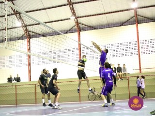 
<a style='margin-left: 5px;' class='btn btn-xs btn-social btn-facebook' href='https://www.facebook.com/sharer/sharer.php?u=https://boladovale.com.br/imgs/800-800-90/conteudo/fotos/1617/img1979.jpg' rel='popup' data-width='500' data-height='400'><i class='fa fa-facebook'></i>Compartilhar <span class='hidden-xs'>no Facebook</span>
</a> 
<a class='btn btn-default btn-xs' target='_blank' href='imgs/800-800-90/conteudo/fotos/1617/img1979.jpg'>
<span class='glyphicon glyphicon-cloud-download'></span> Salvar
</a> 
<span></span>