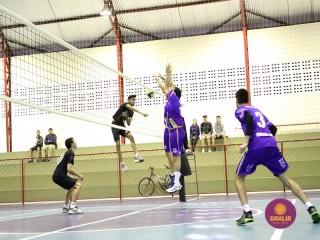 
<a style='margin-left: 5px;' class='btn btn-xs btn-social btn-facebook' href='https://www.facebook.com/sharer/sharer.php?u=https://boladovale.com.br/imgs/800-800-90/conteudo/fotos/1617/img2000.jpg' rel='popup' data-width='500' data-height='400'><i class='fa fa-facebook'></i>Compartilhar <span class='hidden-xs'>no Facebook</span>
</a> 
<a class='btn btn-default btn-xs' target='_blank' href='imgs/800-800-90/conteudo/fotos/1617/img2000.jpg'>
<span class='glyphicon glyphicon-cloud-download'></span> Salvar
</a> 
<span></span>