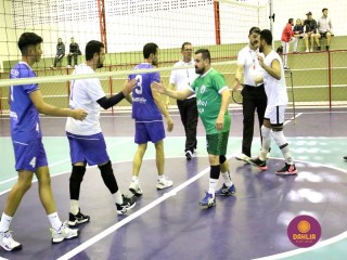 
<a style='margin-left: 5px;' class='btn btn-xs btn-social btn-facebook' href='https://www.facebook.com/sharer/sharer.php?u=https://boladovale.com.br/imgs/800-800-90/conteudo/fotos/1617/img2064.jpg' rel='popup' data-width='500' data-height='400'><i class='fa fa-facebook'></i>Compartilhar <span class='hidden-xs'>no Facebook</span>
</a> 
<a class='btn btn-default btn-xs' target='_blank' href='imgs/800-800-90/conteudo/fotos/1617/img2064.jpg'>
<span class='glyphicon glyphicon-cloud-download'></span> Salvar
</a> 
<span></span>