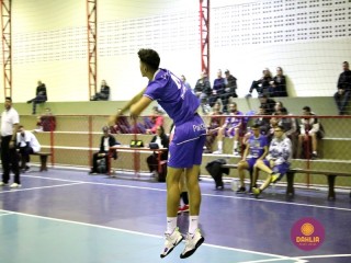 
<a style='margin-left: 5px;' class='btn btn-xs btn-social btn-facebook' href='https://www.facebook.com/sharer/sharer.php?u=https://boladovale.com.br/imgs/800-800-90/conteudo/fotos/1617/img2145.jpg' rel='popup' data-width='500' data-height='400'><i class='fa fa-facebook'></i>Compartilhar <span class='hidden-xs'>no Facebook</span>
</a> 
<a class='btn btn-default btn-xs' target='_blank' href='imgs/800-800-90/conteudo/fotos/1617/img2145.jpg'>
<span class='glyphicon glyphicon-cloud-download'></span> Salvar
</a> 
<span></span>