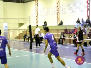 
<a style='margin-left: 5px;' class='btn btn-xs btn-social btn-facebook' href='https://www.facebook.com/sharer/sharer.php?u=https://boladovale.com.br/imgs/800-800-90/conteudo/fotos/1617/img2146.jpg' rel='popup' data-width='500' data-height='400'><i class='fa fa-facebook'></i>Compartilhar <span class='hidden-xs'>no Facebook</span>
</a> 
<a class='btn btn-default btn-xs' target='_blank' href='imgs/800-800-90/conteudo/fotos/1617/img2146.jpg'>
<span class='glyphicon glyphicon-cloud-download'></span> Salvar
</a> 
<span></span>