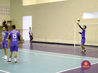 
<a style='margin-left: 5px;' class='btn btn-xs btn-social btn-facebook' href='https://www.facebook.com/sharer/sharer.php?u=https://boladovale.com.br/imgs/800-800-90/conteudo/fotos/1617/img2201.jpg' rel='popup' data-width='500' data-height='400'><i class='fa fa-facebook'></i>Compartilhar <span class='hidden-xs'>no Facebook</span>
</a> 
<a class='btn btn-default btn-xs' target='_blank' href='imgs/800-800-90/conteudo/fotos/1617/img2201.jpg'>
<span class='glyphicon glyphicon-cloud-download'></span> Salvar
</a> 
<span></span>