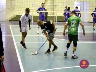 
<a style='margin-left: 5px;' class='btn btn-xs btn-social btn-facebook' href='https://www.facebook.com/sharer/sharer.php?u=https://boladovale.com.br/imgs/800-800-90/conteudo/fotos/1617/img2239.jpg' rel='popup' data-width='500' data-height='400'><i class='fa fa-facebook'></i>Compartilhar <span class='hidden-xs'>no Facebook</span>
</a> 
<a class='btn btn-default btn-xs' target='_blank' href='imgs/800-800-90/conteudo/fotos/1617/img2239.jpg'>
<span class='glyphicon glyphicon-cloud-download'></span> Salvar
</a> 
<span></span>