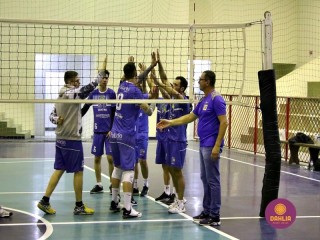 
<a style='margin-left: 5px;' class='btn btn-xs btn-social btn-facebook' href='https://www.facebook.com/sharer/sharer.php?u=https://boladovale.com.br/imgs/800-800-90/conteudo/fotos/1617/img2268.jpg' rel='popup' data-width='500' data-height='400'><i class='fa fa-facebook'></i>Compartilhar <span class='hidden-xs'>no Facebook</span>
</a> 
<a class='btn btn-default btn-xs' target='_blank' href='imgs/800-800-90/conteudo/fotos/1617/img2268.jpg'>
<span class='glyphicon glyphicon-cloud-download'></span> Salvar
</a> 
<span></span>