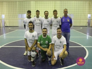 
<a style='margin-left: 5px;' class='btn btn-xs btn-social btn-facebook' href='https://www.facebook.com/sharer/sharer.php?u=https://boladovale.com.br/imgs/800-800-90/conteudo/fotos/1618/img1026.jpg' rel='popup' data-width='500' data-height='400'><i class='fa fa-facebook'></i>Compartilhar <span class='hidden-xs'>no Facebook</span>
</a> 
<a class='btn btn-default btn-xs' target='_blank' href='imgs/800-800-90/conteudo/fotos/1618/img1026.jpg'>
<span class='glyphicon glyphicon-cloud-download'></span> Salvar
</a> 
<span></span>