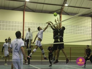 
<a style='margin-left: 5px;' class='btn btn-xs btn-social btn-facebook' href='https://www.facebook.com/sharer/sharer.php?u=https://boladovale.com.br/imgs/800-800-90/conteudo/fotos/1618/img1078.jpg' rel='popup' data-width='500' data-height='400'><i class='fa fa-facebook'></i>Compartilhar <span class='hidden-xs'>no Facebook</span>
</a> 
<a class='btn btn-default btn-xs' target='_blank' href='imgs/800-800-90/conteudo/fotos/1618/img1078.jpg'>
<span class='glyphicon glyphicon-cloud-download'></span> Salvar
</a> 
<span></span>