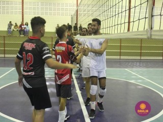 
<a style='margin-left: 5px;' class='btn btn-xs btn-social btn-facebook' href='https://www.facebook.com/sharer/sharer.php?u=https://boladovale.com.br/imgs/800-800-90/conteudo/fotos/1618/img1144.jpg' rel='popup' data-width='500' data-height='400'><i class='fa fa-facebook'></i>Compartilhar <span class='hidden-xs'>no Facebook</span>
</a> 
<a class='btn btn-default btn-xs' target='_blank' href='imgs/800-800-90/conteudo/fotos/1618/img1144.jpg'>
<span class='glyphicon glyphicon-cloud-download'></span> Salvar
</a> 
<span></span>