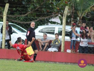 
<a style='margin-left: 5px;' class='btn btn-xs btn-social btn-facebook' href='https://www.facebook.com/sharer/sharer.php?u=https://boladovale.com.br/imgs/800-800-90/conteudo/fotos/1619/img1325.jpg' rel='popup' data-width='500' data-height='400'><i class='fa fa-facebook'></i>Compartilhar <span class='hidden-xs'>no Facebook</span>
</a> 
<a class='btn btn-default btn-xs' target='_blank' href='imgs/800-800-90/conteudo/fotos/1619/img1325.jpg'>
<span class='glyphicon glyphicon-cloud-download'></span> Salvar
</a> 
<span></span>