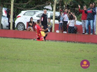
<a style='margin-left: 5px;' class='btn btn-xs btn-social btn-facebook' href='https://www.facebook.com/sharer/sharer.php?u=https://boladovale.com.br/imgs/800-800-90/conteudo/fotos/1619/img1326.jpg' rel='popup' data-width='500' data-height='400'><i class='fa fa-facebook'></i>Compartilhar <span class='hidden-xs'>no Facebook</span>
</a> 
<a class='btn btn-default btn-xs' target='_blank' href='imgs/800-800-90/conteudo/fotos/1619/img1326.jpg'>
<span class='glyphicon glyphicon-cloud-download'></span> Salvar
</a> 
<span></span>