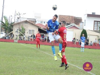 
<a style='margin-left: 5px;' class='btn btn-xs btn-social btn-facebook' href='https://www.facebook.com/sharer/sharer.php?u=https://boladovale.com.br/imgs/800-800-90/conteudo/fotos/1619/img1356.jpg' rel='popup' data-width='500' data-height='400'><i class='fa fa-facebook'></i>Compartilhar <span class='hidden-xs'>no Facebook</span>
</a> 
<a class='btn btn-default btn-xs' target='_blank' href='imgs/800-800-90/conteudo/fotos/1619/img1356.jpg'>
<span class='glyphicon glyphicon-cloud-download'></span> Salvar
</a> 
<span></span>