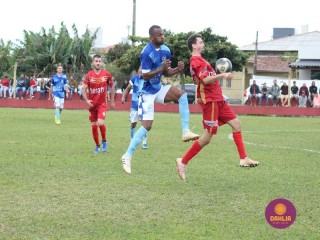
<a style='margin-left: 5px;' class='btn btn-xs btn-social btn-facebook' href='https://www.facebook.com/sharer/sharer.php?u=https://boladovale.com.br/imgs/800-800-90/conteudo/fotos/1619/img1357.jpg' rel='popup' data-width='500' data-height='400'><i class='fa fa-facebook'></i>Compartilhar <span class='hidden-xs'>no Facebook</span>
</a> 
<a class='btn btn-default btn-xs' target='_blank' href='imgs/800-800-90/conteudo/fotos/1619/img1357.jpg'>
<span class='glyphicon glyphicon-cloud-download'></span> Salvar
</a> 
<span></span>