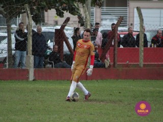 
<a style='margin-left: 5px;' class='btn btn-xs btn-social btn-facebook' href='https://www.facebook.com/sharer/sharer.php?u=https://boladovale.com.br/imgs/800-800-90/conteudo/fotos/1619/img1421.jpg' rel='popup' data-width='500' data-height='400'><i class='fa fa-facebook'></i>Compartilhar <span class='hidden-xs'>no Facebook</span>
</a> 
<a class='btn btn-default btn-xs' target='_blank' href='imgs/800-800-90/conteudo/fotos/1619/img1421.jpg'>
<span class='glyphicon glyphicon-cloud-download'></span> Salvar
</a> 
<span></span>