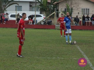 
<a style='margin-left: 5px;' class='btn btn-xs btn-social btn-facebook' href='https://www.facebook.com/sharer/sharer.php?u=https://boladovale.com.br/imgs/800-800-90/conteudo/fotos/1619/img1451.jpg' rel='popup' data-width='500' data-height='400'><i class='fa fa-facebook'></i>Compartilhar <span class='hidden-xs'>no Facebook</span>
</a> 
<a class='btn btn-default btn-xs' target='_blank' href='imgs/800-800-90/conteudo/fotos/1619/img1451.jpg'>
<span class='glyphicon glyphicon-cloud-download'></span> Salvar
</a> 
<span></span>