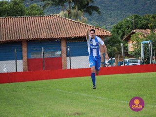 
<a style='margin-left: 5px;' class='btn btn-xs btn-social btn-facebook' href='https://www.facebook.com/sharer/sharer.php?u=https://boladovale.com.br/imgs/800-800-90/conteudo/fotos/1620/img2373.jpg' rel='popup' data-width='500' data-height='400'><i class='fa fa-facebook'></i>Compartilhar <span class='hidden-xs'>no Facebook</span>
</a> 
<a class='btn btn-default btn-xs' target='_blank' href='imgs/800-800-90/conteudo/fotos/1620/img2373.jpg'>
<span class='glyphicon glyphicon-cloud-download'></span> Salvar
</a> 
<span></span>
