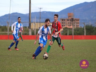 
<a style='margin-left: 5px;' class='btn btn-xs btn-social btn-facebook' href='https://www.facebook.com/sharer/sharer.php?u=https://boladovale.com.br/imgs/800-800-90/conteudo/fotos/1620/img2428.jpg' rel='popup' data-width='500' data-height='400'><i class='fa fa-facebook'></i>Compartilhar <span class='hidden-xs'>no Facebook</span>
</a> 
<a class='btn btn-default btn-xs' target='_blank' href='imgs/800-800-90/conteudo/fotos/1620/img2428.jpg'>
<span class='glyphicon glyphicon-cloud-download'></span> Salvar
</a> 
<span></span>