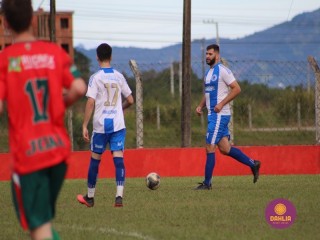 
<a style='margin-left: 5px;' class='btn btn-xs btn-social btn-facebook' href='https://www.facebook.com/sharer/sharer.php?u=https://boladovale.com.br/imgs/800-800-90/conteudo/fotos/1620/img2431.jpg' rel='popup' data-width='500' data-height='400'><i class='fa fa-facebook'></i>Compartilhar <span class='hidden-xs'>no Facebook</span>
</a> 
<a class='btn btn-default btn-xs' target='_blank' href='imgs/800-800-90/conteudo/fotos/1620/img2431.jpg'>
<span class='glyphicon glyphicon-cloud-download'></span> Salvar
</a> 
<span></span>