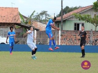 
<a style='margin-left: 5px;' class='btn btn-xs btn-social btn-facebook' href='https://www.facebook.com/sharer/sharer.php?u=https://boladovale.com.br/imgs/800-800-90/conteudo/fotos/1621/img1758.jpg' rel='popup' data-width='500' data-height='400'><i class='fa fa-facebook'></i>Compartilhar <span class='hidden-xs'>no Facebook</span>
</a> 
<a class='btn btn-default btn-xs' target='_blank' href='imgs/800-800-90/conteudo/fotos/1621/img1758.jpg'>
<span class='glyphicon glyphicon-cloud-download'></span> Salvar
</a> 
<span></span>