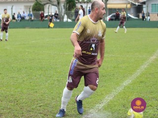 
<a style='margin-left: 5px;' class='btn btn-xs btn-social btn-facebook' href='https://www.facebook.com/sharer/sharer.php?u=https://boladovale.com.br/imgs/800-800-90/conteudo/fotos/1622/img1646.jpg' rel='popup' data-width='500' data-height='400'><i class='fa fa-facebook'></i>Compartilhar <span class='hidden-xs'>no Facebook</span>
</a> 
<a class='btn btn-default btn-xs' target='_blank' href='imgs/800-800-90/conteudo/fotos/1622/img1646.jpg'>
<span class='glyphicon glyphicon-cloud-download'></span> Salvar
</a> 
<span></span>