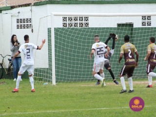
<a style='margin-left: 5px;' class='btn btn-xs btn-social btn-facebook' href='https://www.facebook.com/sharer/sharer.php?u=https://boladovale.com.br/imgs/800-800-90/conteudo/fotos/1622/img1672.jpg' rel='popup' data-width='500' data-height='400'><i class='fa fa-facebook'></i>Compartilhar <span class='hidden-xs'>no Facebook</span>
</a> 
<a class='btn btn-default btn-xs' target='_blank' href='imgs/800-800-90/conteudo/fotos/1622/img1672.jpg'>
<span class='glyphicon glyphicon-cloud-download'></span> Salvar
</a> 
<span></span>