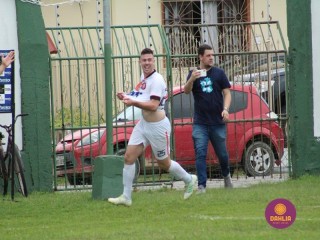 
<a style='margin-left: 5px;' class='btn btn-xs btn-social btn-facebook' href='https://www.facebook.com/sharer/sharer.php?u=https://boladovale.com.br/imgs/800-800-90/conteudo/fotos/1622/img1673.jpg' rel='popup' data-width='500' data-height='400'><i class='fa fa-facebook'></i>Compartilhar <span class='hidden-xs'>no Facebook</span>
</a> 
<a class='btn btn-default btn-xs' target='_blank' href='imgs/800-800-90/conteudo/fotos/1622/img1673.jpg'>
<span class='glyphicon glyphicon-cloud-download'></span> Salvar
</a> 
<span></span>