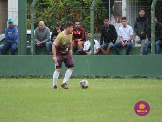 
<a style='margin-left: 5px;' class='btn btn-xs btn-social btn-facebook' href='https://www.facebook.com/sharer/sharer.php?u=https://boladovale.com.br/imgs/800-800-90/conteudo/fotos/1622/img1679.jpg' rel='popup' data-width='500' data-height='400'><i class='fa fa-facebook'></i>Compartilhar <span class='hidden-xs'>no Facebook</span>
</a> 
<a class='btn btn-default btn-xs' target='_blank' href='imgs/800-800-90/conteudo/fotos/1622/img1679.jpg'>
<span class='glyphicon glyphicon-cloud-download'></span> Salvar
</a> 
<span></span>