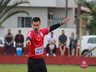 
<a style='margin-left: 5px;' class='btn btn-xs btn-social btn-facebook' href='https://www.facebook.com/sharer/sharer.php?u=https://boladovale.com.br/imgs/800-800-90/conteudo/fotos/1623/img2611.jpg' rel='popup' data-width='500' data-height='400'><i class='fa fa-facebook'></i>Compartilhar <span class='hidden-xs'>no Facebook</span>
</a> 
<a class='btn btn-default btn-xs' target='_blank' href='imgs/800-800-90/conteudo/fotos/1623/img2611.jpg'>
<span class='glyphicon glyphicon-cloud-download'></span> Salvar
</a> 
<span></span>