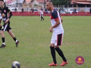 
<a style='margin-left: 5px;' class='btn btn-xs btn-social btn-facebook' href='https://www.facebook.com/sharer/sharer.php?u=https://boladovale.com.br/imgs/800-800-90/conteudo/fotos/1623/img2613.jpg' rel='popup' data-width='500' data-height='400'><i class='fa fa-facebook'></i>Compartilhar <span class='hidden-xs'>no Facebook</span>
</a> 
<a class='btn btn-default btn-xs' target='_blank' href='imgs/800-800-90/conteudo/fotos/1623/img2613.jpg'>
<span class='glyphicon glyphicon-cloud-download'></span> Salvar
</a> 
<span></span>