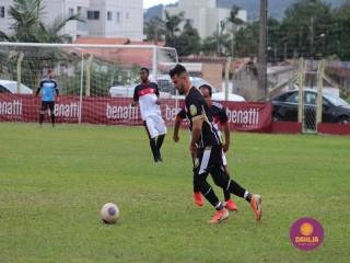 
<a style='margin-left: 5px;' class='btn btn-xs btn-social btn-facebook' href='https://www.facebook.com/sharer/sharer.php?u=https://boladovale.com.br/imgs/800-800-90/conteudo/fotos/1623/img2652.jpg' rel='popup' data-width='500' data-height='400'><i class='fa fa-facebook'></i>Compartilhar <span class='hidden-xs'>no Facebook</span>
</a> 
<a class='btn btn-default btn-xs' target='_blank' href='imgs/800-800-90/conteudo/fotos/1623/img2652.jpg'>
<span class='glyphicon glyphicon-cloud-download'></span> Salvar
</a> 
<span></span>