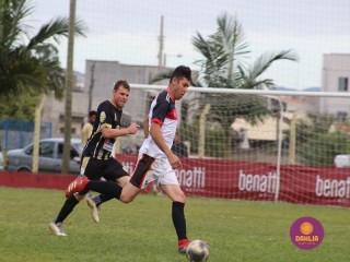 
<a style='margin-left: 5px;' class='btn btn-xs btn-social btn-facebook' href='https://www.facebook.com/sharer/sharer.php?u=https://boladovale.com.br/imgs/800-800-90/conteudo/fotos/1623/img2705.jpg' rel='popup' data-width='500' data-height='400'><i class='fa fa-facebook'></i>Compartilhar <span class='hidden-xs'>no Facebook</span>
</a> 
<a class='btn btn-default btn-xs' target='_blank' href='imgs/800-800-90/conteudo/fotos/1623/img2705.jpg'>
<span class='glyphicon glyphicon-cloud-download'></span> Salvar
</a> 
<span></span>