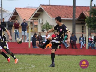 
<a style='margin-left: 5px;' class='btn btn-xs btn-social btn-facebook' href='https://www.facebook.com/sharer/sharer.php?u=https://boladovale.com.br/imgs/800-800-90/conteudo/fotos/1623/img2708.jpg' rel='popup' data-width='500' data-height='400'><i class='fa fa-facebook'></i>Compartilhar <span class='hidden-xs'>no Facebook</span>
</a> 
<a class='btn btn-default btn-xs' target='_blank' href='imgs/800-800-90/conteudo/fotos/1623/img2708.jpg'>
<span class='glyphicon glyphicon-cloud-download'></span> Salvar
</a> 
<span></span>