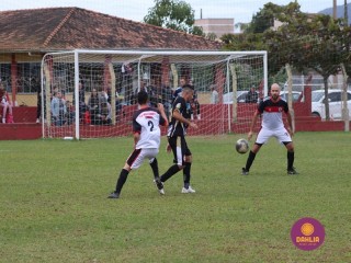 
<a style='margin-left: 5px;' class='btn btn-xs btn-social btn-facebook' href='https://www.facebook.com/sharer/sharer.php?u=https://boladovale.com.br/imgs/800-800-90/conteudo/fotos/1623/img2719.jpg' rel='popup' data-width='500' data-height='400'><i class='fa fa-facebook'></i>Compartilhar <span class='hidden-xs'>no Facebook</span>
</a> 
<a class='btn btn-default btn-xs' target='_blank' href='imgs/800-800-90/conteudo/fotos/1623/img2719.jpg'>
<span class='glyphicon glyphicon-cloud-download'></span> Salvar
</a> 
<span></span>