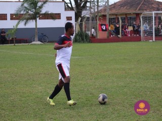 
<a style='margin-left: 5px;' class='btn btn-xs btn-social btn-facebook' href='https://www.facebook.com/sharer/sharer.php?u=https://boladovale.com.br/imgs/800-800-90/conteudo/fotos/1623/img2742.jpg' rel='popup' data-width='500' data-height='400'><i class='fa fa-facebook'></i>Compartilhar <span class='hidden-xs'>no Facebook</span>
</a> 
<a class='btn btn-default btn-xs' target='_blank' href='imgs/800-800-90/conteudo/fotos/1623/img2742.jpg'>
<span class='glyphicon glyphicon-cloud-download'></span> Salvar
</a> 
<span></span>