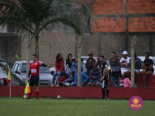 
<a style='margin-left: 5px;' class='btn btn-xs btn-social btn-facebook' href='https://www.facebook.com/sharer/sharer.php?u=https://boladovale.com.br/imgs/800-800-90/conteudo/fotos/1623/img2745.jpg' rel='popup' data-width='500' data-height='400'><i class='fa fa-facebook'></i>Compartilhar <span class='hidden-xs'>no Facebook</span>
</a> 
<a class='btn btn-default btn-xs' target='_blank' href='imgs/800-800-90/conteudo/fotos/1623/img2745.jpg'>
<span class='glyphicon glyphicon-cloud-download'></span> Salvar
</a> 
<span></span>