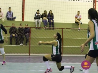 
<a style='margin-left: 5px;' class='btn btn-xs btn-social btn-facebook' href='https://www.facebook.com/sharer/sharer.php?u=https://boladovale.com.br/imgs/800-800-90/conteudo/fotos/1624/img2860.jpg' rel='popup' data-width='500' data-height='400'><i class='fa fa-facebook'></i>Compartilhar <span class='hidden-xs'>no Facebook</span>
</a> 
<a class='btn btn-default btn-xs' target='_blank' href='imgs/800-800-90/conteudo/fotos/1624/img2860.jpg'>
<span class='glyphicon glyphicon-cloud-download'></span> Salvar
</a> 
<span></span>