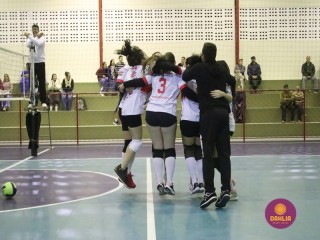 
<a style='margin-left: 5px;' class='btn btn-xs btn-social btn-facebook' href='https://www.facebook.com/sharer/sharer.php?u=https://boladovale.com.br/imgs/800-800-90/conteudo/fotos/1624/img2953.jpg' rel='popup' data-width='500' data-height='400'><i class='fa fa-facebook'></i>Compartilhar <span class='hidden-xs'>no Facebook</span>
</a> 
<a class='btn btn-default btn-xs' target='_blank' href='imgs/800-800-90/conteudo/fotos/1624/img2953.jpg'>
<span class='glyphicon glyphicon-cloud-download'></span> Salvar
</a> 
<span></span>