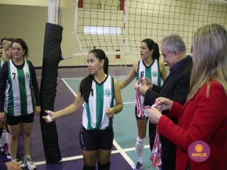 
<a style='margin-left: 5px;' class='btn btn-xs btn-social btn-facebook' href='https://www.facebook.com/sharer/sharer.php?u=https://boladovale.com.br/imgs/800-800-90/conteudo/fotos/1624/img2974.jpg' rel='popup' data-width='500' data-height='400'><i class='fa fa-facebook'></i>Compartilhar <span class='hidden-xs'>no Facebook</span>
</a> 
<a class='btn btn-default btn-xs' target='_blank' href='imgs/800-800-90/conteudo/fotos/1624/img2974.jpg'>
<span class='glyphicon glyphicon-cloud-download'></span> Salvar
</a> 
<span></span>