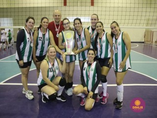 
<a style='margin-left: 5px;' class='btn btn-xs btn-social btn-facebook' href='https://www.facebook.com/sharer/sharer.php?u=https://boladovale.com.br/imgs/800-800-90/conteudo/fotos/1624/img3006.jpg' rel='popup' data-width='500' data-height='400'><i class='fa fa-facebook'></i>Compartilhar <span class='hidden-xs'>no Facebook</span>
</a> 
<a class='btn btn-default btn-xs' target='_blank' href='imgs/800-800-90/conteudo/fotos/1624/img3006.jpg'>
<span class='glyphicon glyphicon-cloud-download'></span> Salvar
</a> 
<span></span>