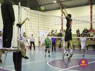 
<a style='margin-left: 5px;' class='btn btn-xs btn-social btn-facebook' href='https://www.facebook.com/sharer/sharer.php?u=https://boladovale.com.br/imgs/800-800-90/conteudo/fotos/1625/img3114.jpg' rel='popup' data-width='500' data-height='400'><i class='fa fa-facebook'></i>Compartilhar <span class='hidden-xs'>no Facebook</span>
</a> 
<a class='btn btn-default btn-xs' target='_blank' href='imgs/800-800-90/conteudo/fotos/1625/img3114.jpg'>
<span class='glyphicon glyphicon-cloud-download'></span> Salvar
</a> 
<span></span>