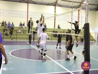 
<a style='margin-left: 5px;' class='btn btn-xs btn-social btn-facebook' href='https://www.facebook.com/sharer/sharer.php?u=https://boladovale.com.br/imgs/800-800-90/conteudo/fotos/1625/img3164.jpg' rel='popup' data-width='500' data-height='400'><i class='fa fa-facebook'></i>Compartilhar <span class='hidden-xs'>no Facebook</span>
</a> 
<a class='btn btn-default btn-xs' target='_blank' href='imgs/800-800-90/conteudo/fotos/1625/img3164.jpg'>
<span class='glyphicon glyphicon-cloud-download'></span> Salvar
</a> 
<span></span>
