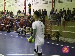 
<a style='margin-left: 5px;' class='btn btn-xs btn-social btn-facebook' href='https://www.facebook.com/sharer/sharer.php?u=https://boladovale.com.br/imgs/800-800-90/conteudo/fotos/1625/img3172.jpg' rel='popup' data-width='500' data-height='400'><i class='fa fa-facebook'></i>Compartilhar <span class='hidden-xs'>no Facebook</span>
</a> 
<a class='btn btn-default btn-xs' target='_blank' href='imgs/800-800-90/conteudo/fotos/1625/img3172.jpg'>
<span class='glyphicon glyphicon-cloud-download'></span> Salvar
</a> 
<span></span>