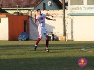 
<a style='margin-left: 5px;' class='btn btn-xs btn-social btn-facebook' href='https://www.facebook.com/sharer/sharer.php?u=https://boladovale.com.br/imgs/800-800-90/conteudo/fotos/1626/img2120.jpg' rel='popup' data-width='500' data-height='400'><i class='fa fa-facebook'></i>Compartilhar <span class='hidden-xs'>no Facebook</span>
</a> 
<a class='btn btn-default btn-xs' target='_blank' href='imgs/800-800-90/conteudo/fotos/1626/img2120.jpg'>
<span class='glyphicon glyphicon-cloud-download'></span> Salvar
</a> 
<span></span>