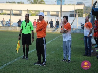 
<a style='margin-left: 5px;' class='btn btn-xs btn-social btn-facebook' href='https://www.facebook.com/sharer/sharer.php?u=https://boladovale.com.br/imgs/800-800-90/conteudo/fotos/1626/img2166.jpg' rel='popup' data-width='500' data-height='400'><i class='fa fa-facebook'></i>Compartilhar <span class='hidden-xs'>no Facebook</span>
</a> 
<a class='btn btn-default btn-xs' target='_blank' href='imgs/800-800-90/conteudo/fotos/1626/img2166.jpg'>
<span class='glyphicon glyphicon-cloud-download'></span> Salvar
</a> 
<span></span>