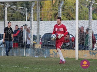 
<a style='margin-left: 5px;' class='btn btn-xs btn-social btn-facebook' href='https://www.facebook.com/sharer/sharer.php?u=https://boladovale.com.br/imgs/800-800-90/conteudo/fotos/1626/img2175.jpg' rel='popup' data-width='500' data-height='400'><i class='fa fa-facebook'></i>Compartilhar <span class='hidden-xs'>no Facebook</span>
</a> 
<a class='btn btn-default btn-xs' target='_blank' href='imgs/800-800-90/conteudo/fotos/1626/img2175.jpg'>
<span class='glyphicon glyphicon-cloud-download'></span> Salvar
</a> 
<span></span>