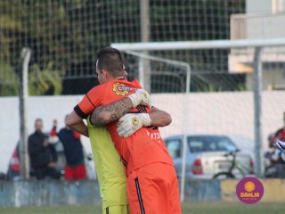 
<a style='margin-left: 5px;' class='btn btn-xs btn-social btn-facebook' href='https://www.facebook.com/sharer/sharer.php?u=https://boladovale.com.br/imgs/800-800-90/conteudo/fotos/1626/img2204.jpg' rel='popup' data-width='500' data-height='400'><i class='fa fa-facebook'></i>Compartilhar <span class='hidden-xs'>no Facebook</span>
</a> 
<a class='btn btn-default btn-xs' target='_blank' href='imgs/800-800-90/conteudo/fotos/1626/img2204.jpg'>
<span class='glyphicon glyphicon-cloud-download'></span> Salvar
</a> 
<span></span>